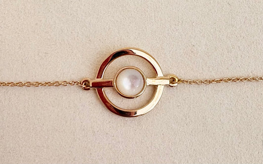 BRACELET PLAQUÉ OR DOUBLE CERCLE ET NACRE