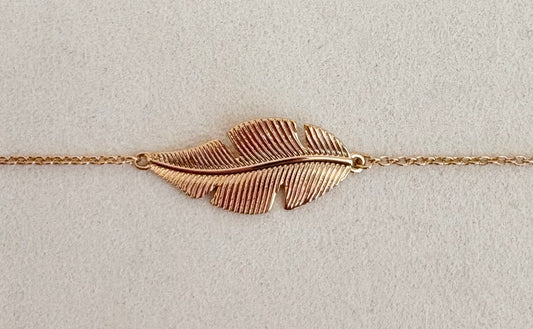 BRACELET PLAQUÉ OR PENDENTIF PLUME
