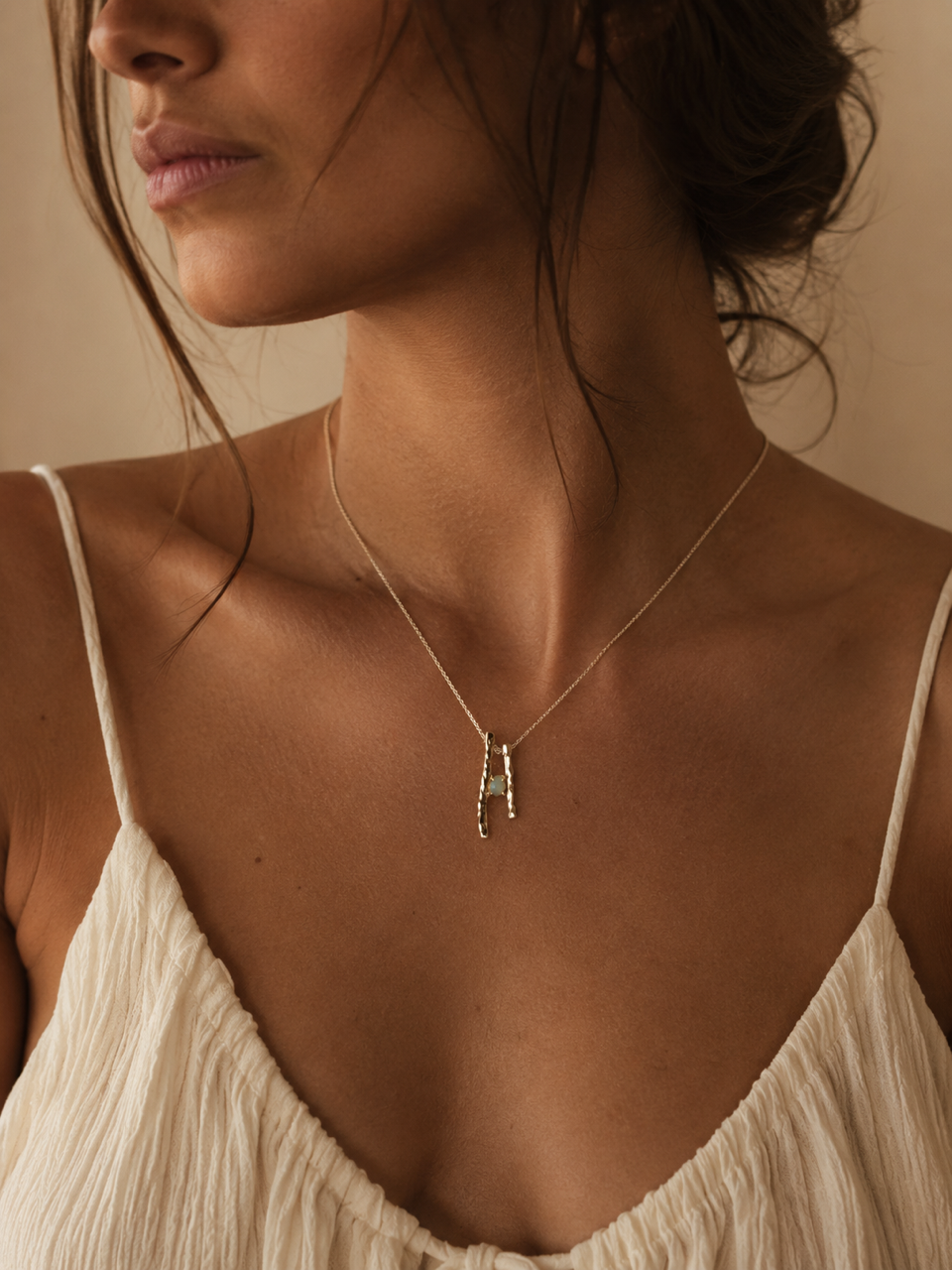 Collier en Plaqué or et Opale - Pièce Unique