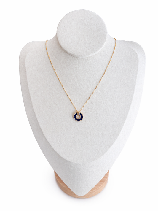 Collier Plaqué Or avec pendentif rond orné d'Oxydes et laque bleu