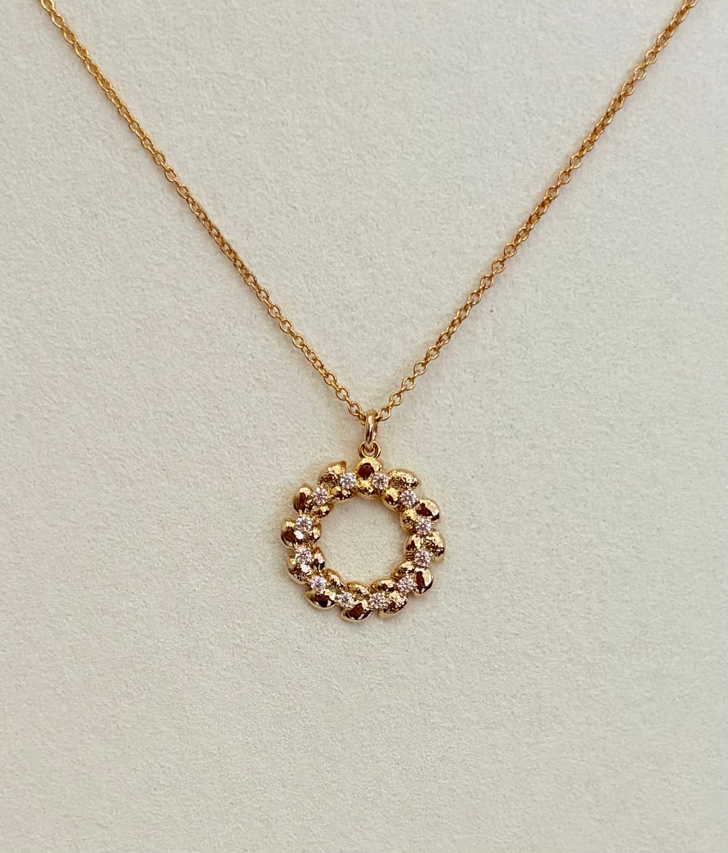 COLLIER PLAQUÉ OR ET OXYDE SOLEIL
