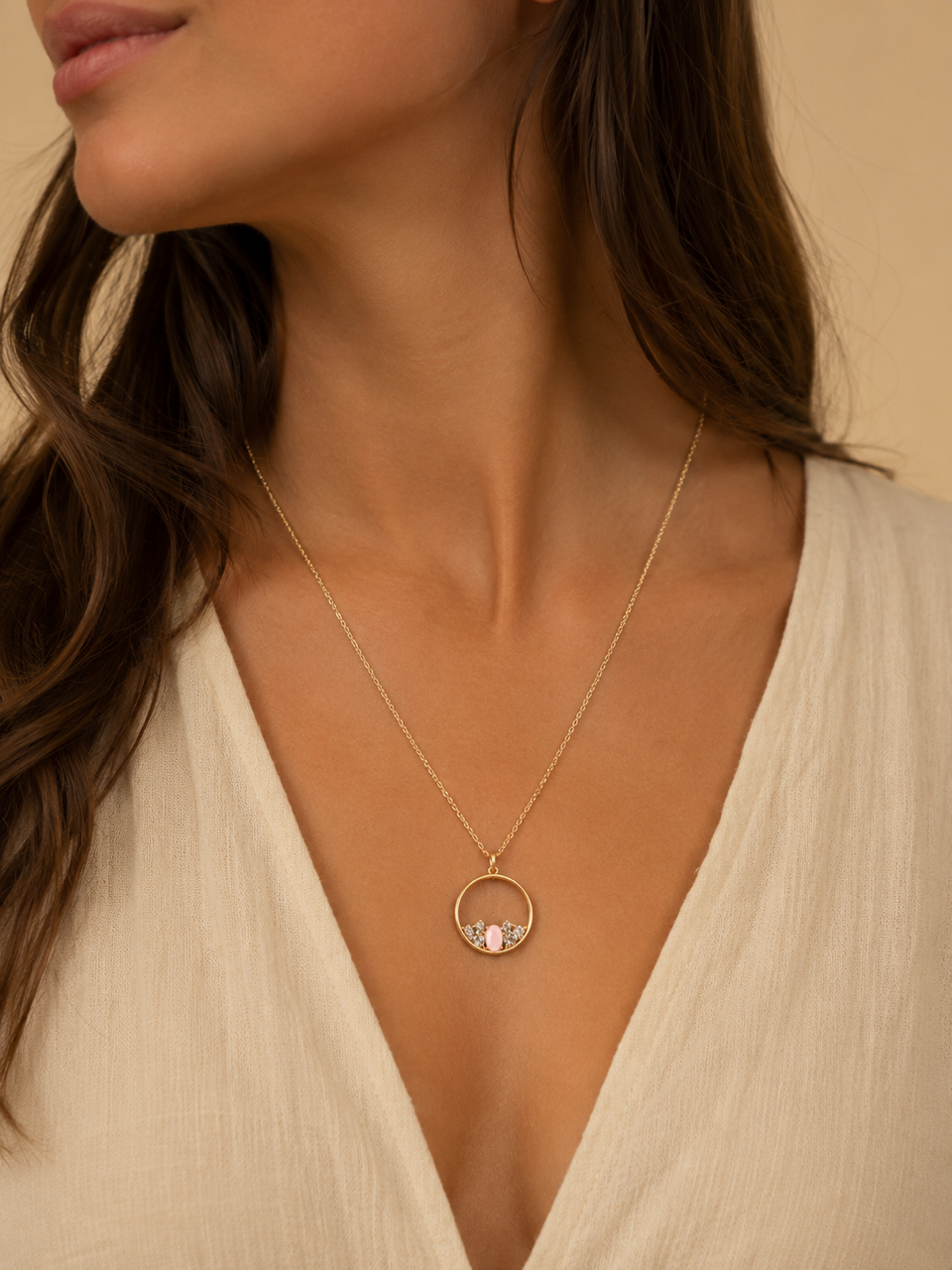 Collier Plaqué or avec Quartz Rose et Oxydes de Zirconium